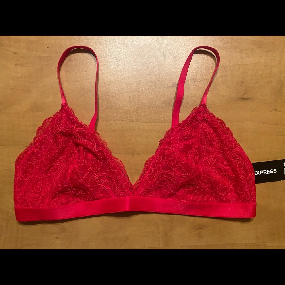 Express bralette size M brand new